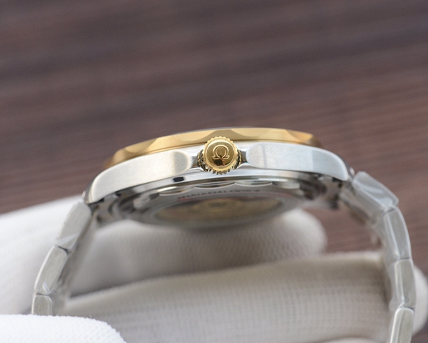 オメガ時計素材ディテール